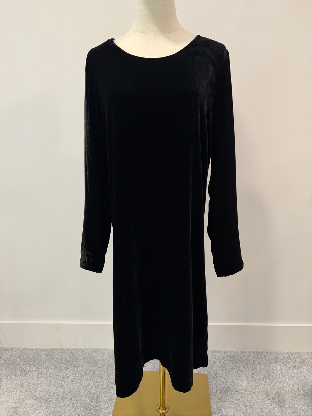 J. Jill Black Velvet Long-Sleeve Shift Dress
